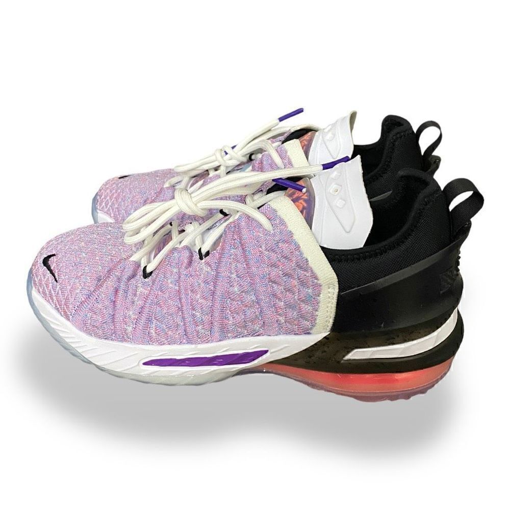 Nike GS LeBron XVIII 18 Graffiti Basketball Shoes CW2760-900 size 5.5Y/7 Womens